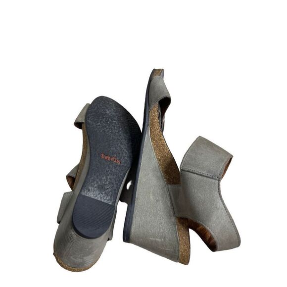 Taos Women's Gray Carousel Wedge Sandals Size 39 - Picture 7 of 12